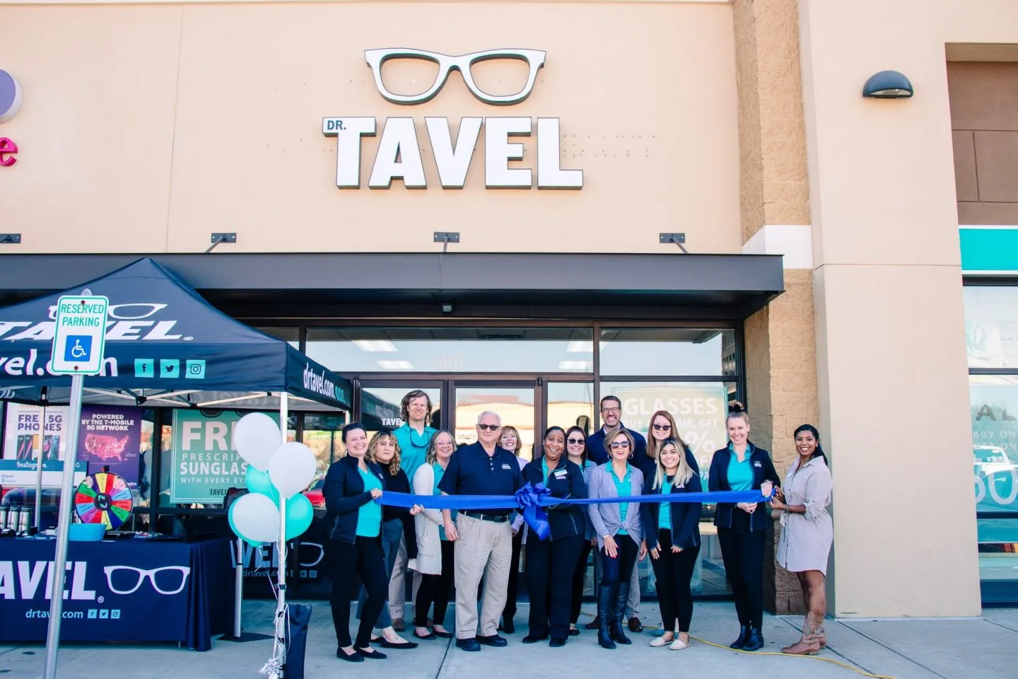 Ribbon cutting for Dr. Tavel Family Eye Doctor in Lebanon, IN